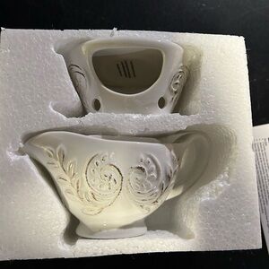 Elegant White Ceramic Gravy Boat and warmer